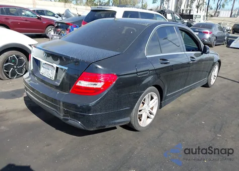 2013 Mercedes-Benz C 250 Sport from USA, damaged, VIN WDDGF4HB1DR265804